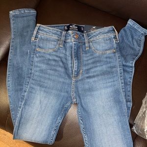 Hollister jeans